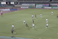 朴虔佑勾射破门 横滨FC1-0领先爱媛FC1-0